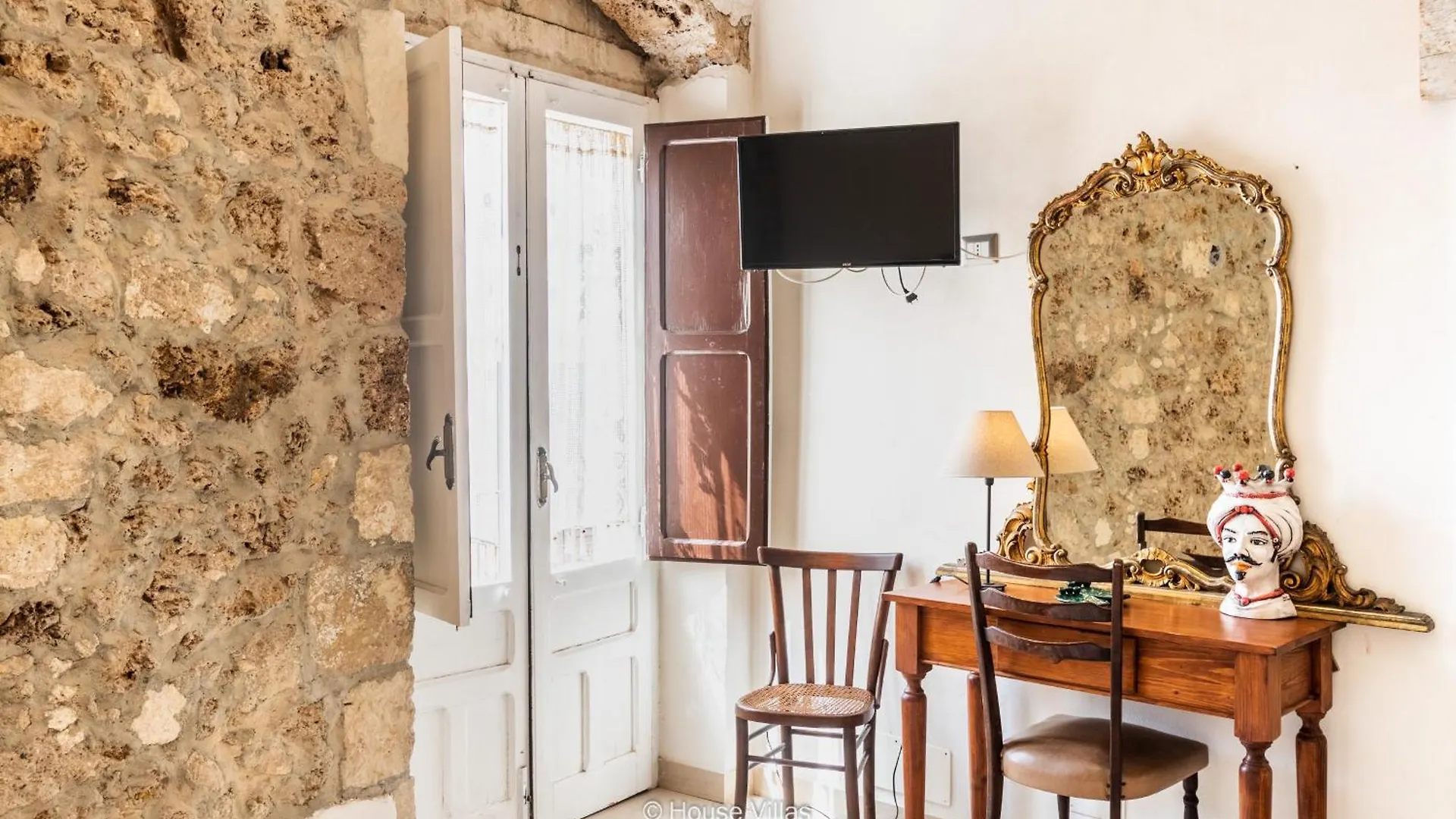 House&Villas - Golden Stone Noto Apartment
